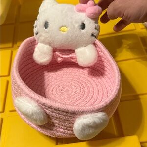 Hello Kitty Pink Basket